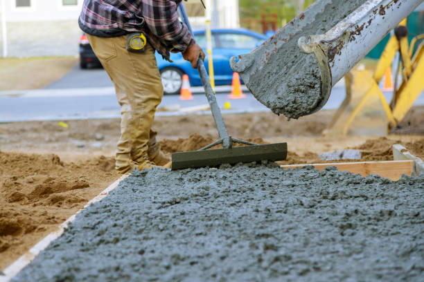 Best Concrete Flooring Contractor  in Greenville, MS